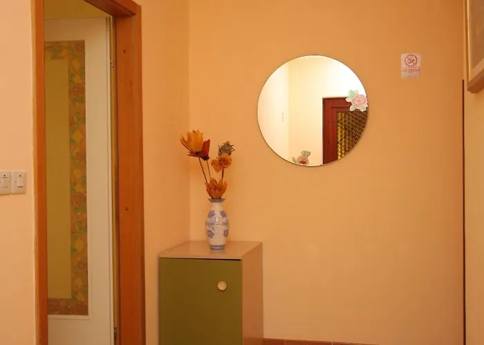 With A Parking Space - 7060 Umag