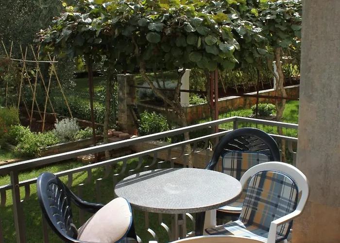 With A Parking Space - 7060 Apartamento Umag