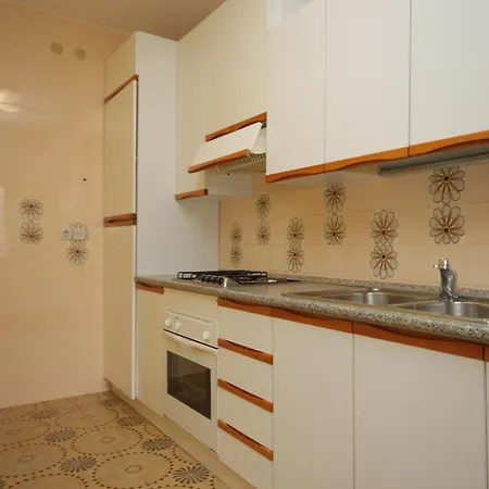 With A Parking Space - 7060 Appartamento Umago